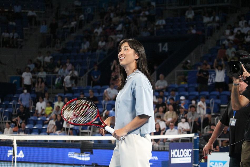 土居 美咲選手 引退セレモニー | フォトギャラリー | 東レ パン