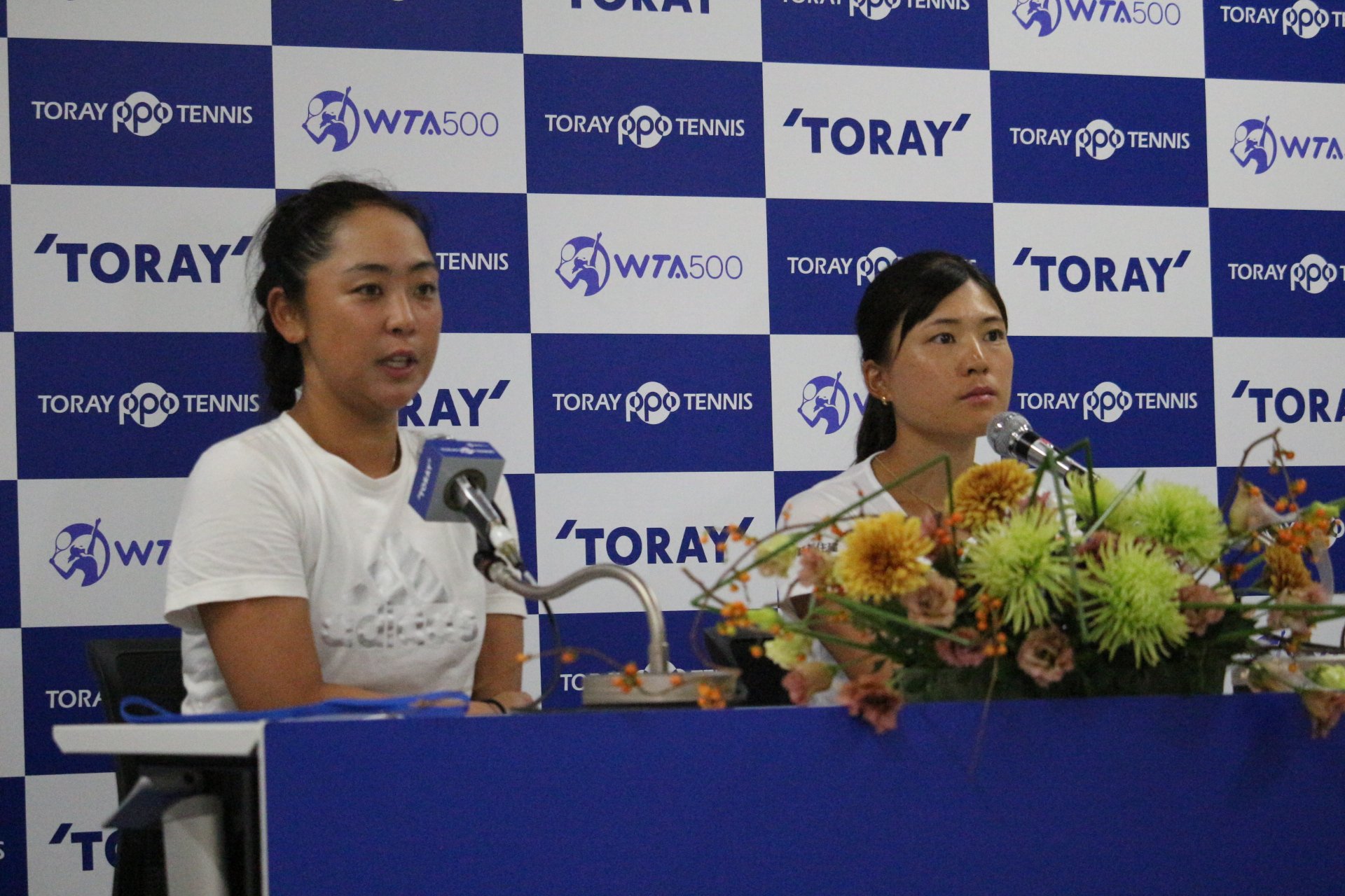 穂積 絵莉選手・二宮 真琴選手