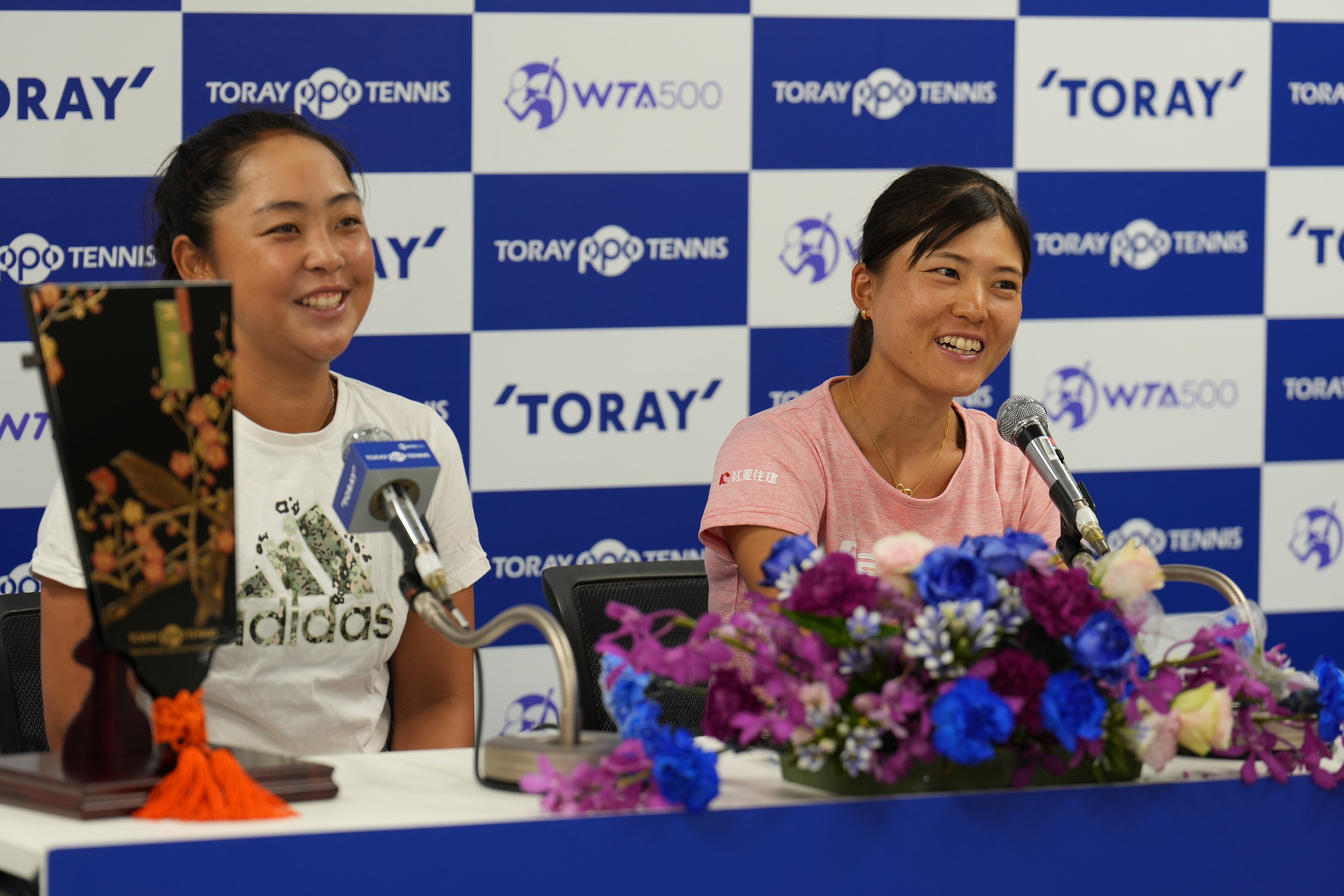 穂積 絵莉選手・二宮 真琴選手